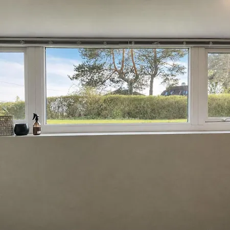 2 Bedroom With Outdoor Area